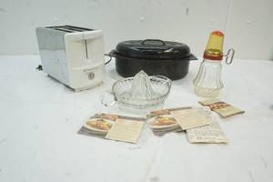 lot 183 image: Kitchenware