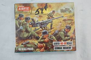 lot 176 image: Vintage Airfix Germany Infantry