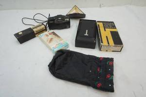lot 152 image: Vintage Camera Accessories