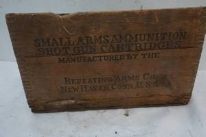 lot 305 image: Vintage Winchester Ammo Crate