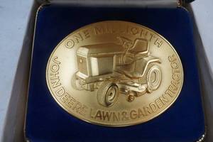 lot 349 image: John Deere Belt Buckle