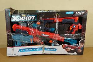 lot 3 image: Zuru X-Shot Toy Dart Blasters
