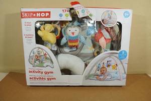 lot 5 image: Skip Hop Treetop Friends Activity Gym