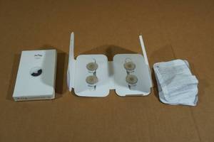 lot 10 image: Apple AirTag 4 Pack