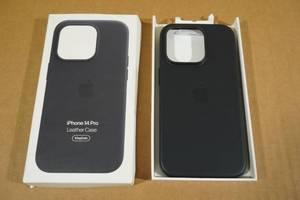 lot 23 image: Apple iPhone 14 Pro Leather MagSafe Phone Case -Black