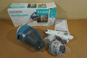 lot 46 image: Black  Decker Dustbuster