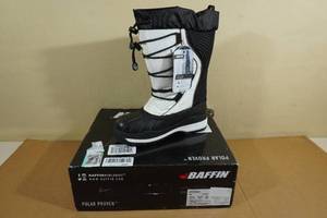 lot 105 image: Baffin Icefield Womens Winter Boots -Size 10
