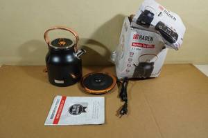 lot 127 image: Haden 1.7L Heritage Tea Kettle