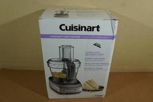 lot 140 image: Cuisinart Core Custom 10-Cup Processor