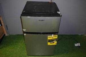 lot 156 image: Whirlpool 3.1cu ft Refrigerator