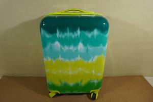 lot 161 image: Crckt Kids Hardside Carry on Spinner