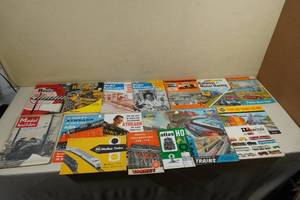 lot 259 image: Assorted Vintage Model Train Catalogs