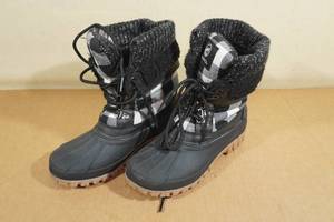 lot 293 image: Tamarack Womens Winter Boots -Size 6