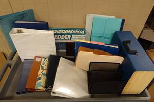lot 326 image: Assorted Office Supplies