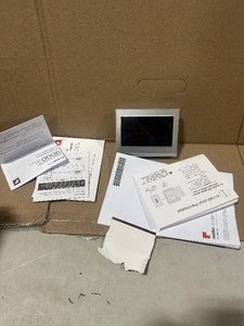 Honeywell Home Smart Color Thermostat Missing Hardware Customer Returns See Pictures