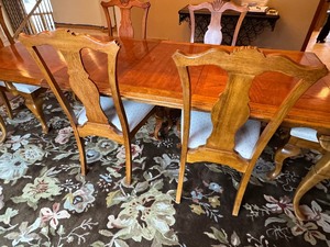 Bernhardt Dining Room Table and Chairs Set