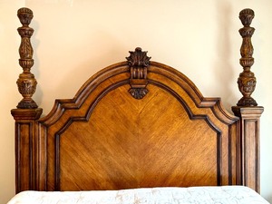 Gorgeous Four Poster King Size Bed Frame