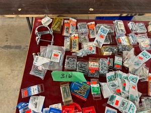 LARGE LOT OF ASSORTED HARDWARE