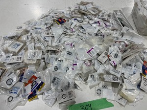 HUGE LOT OF ORINGS IN A VARIETY OF SIZES