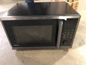 Toshiba 1.0 cu. ft. in Stainless Steel 1000 Watt Countertop Microwave Oven with Air Fryer, Broil, Convection, Eco Mode   Customer Returns See Pictures