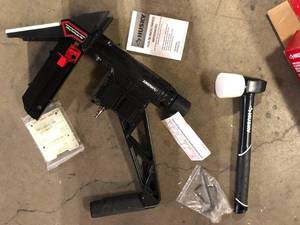 Husky Pneumatic 3-in-1 15.5-Gauge and 16-Gauge 2 in. Flooring Nailer and Stapler with Quick Jam Release   Customer Returns See Pictures