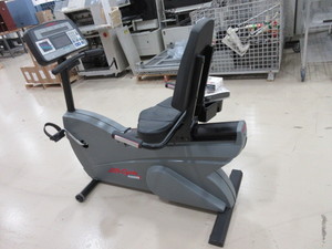 lot 3 image: LIFE FITNESS 9500 HR LIFE CYCLE