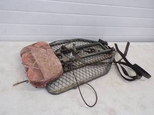 lot 7 image: Deer Stand