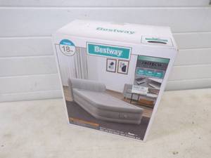 lot 15 image: Twin Air Mattress