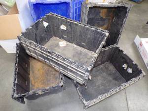 lot 46 image: 5 Storage Totes with Covers