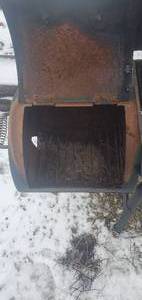 lot 69 image: Smoker grill with supplies
