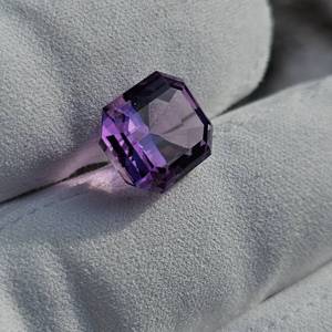 9.72 Carat Brazilian Amethyst Gemstone Loose VIDEO