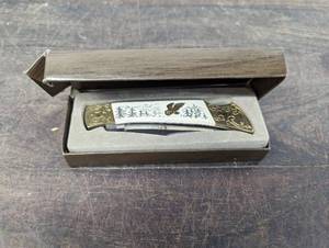 lot 53 image: Folding Knife