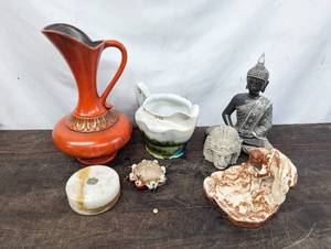 lot 58 image: Collection of Worldly Dcor