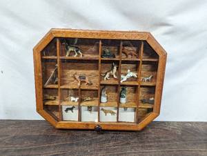 lot 67 image: Curio Shadow Box with Figurines