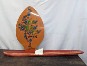 lot 69 image: Skim Lizard Skim Board and Vintage Sea King Water Ski