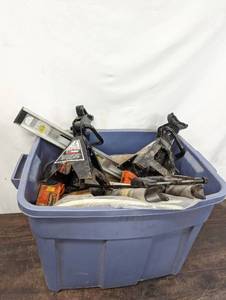 lot 101 image: Bin Of Garage Items
