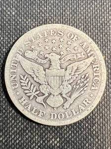 1901-S US BARBER HALF DOLLAR VG8 (BETTER DATE)