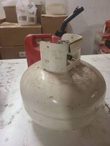 Small propane canister and gas can