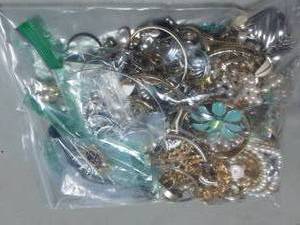 Bulk Bag Of Assorted Jewelry