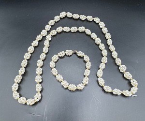 Pearl Necklace and Bracelet Set