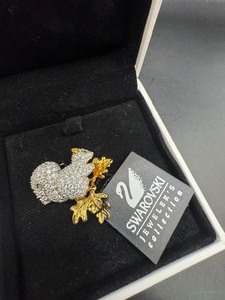 Swarovski Crystal Squirrel Pin