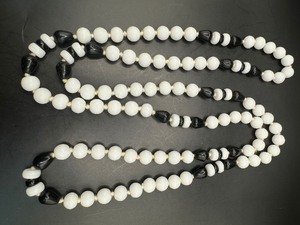 Black and White Bead Necklace