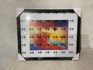 lot 342 image: Seseat Picture Frame