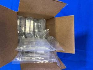 lot 49 image: 15 - Thermo Scientific 6 Spot Plastic Well Plates Sealed Made in Denmark