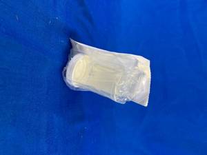 lot 58 image: 42 - 90ml Specimen Container Medline Branded