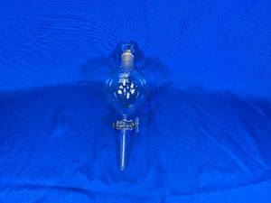 lot 2 image: 500ml Borosilicate Glass Sepratory Funnel