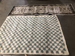 Lot of Assorted Area Rugs Various Models Sizes and Conditions  Customer Returns See Pictures