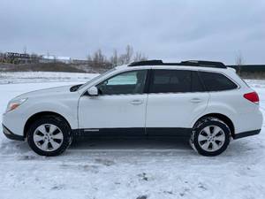 2012 Subaru Outback 2.5I Limited - AWD