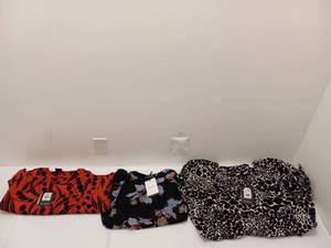 3 NEW WOMENS TOPS SIZE LARGE