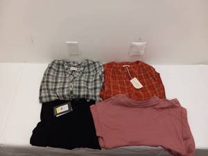 4 NEW WOMENS TOPS SIZE XS